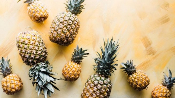 &iquest;La pi&ntilde;a engorda si la tomamos por la noche?